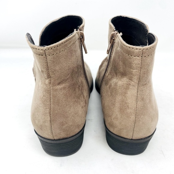 Lane Bryant Ruched Faux Suede Ankle Booties Size 10W - Picture 4 of 7